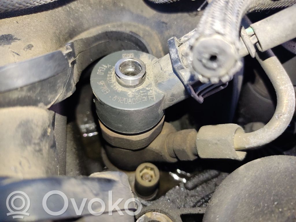Ford Focus Injector combustibil 