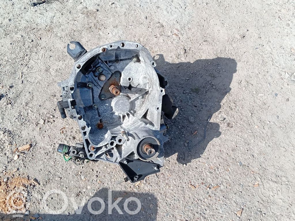 Renault Clio II Manualna 5-biegowa skrzynia biegów 