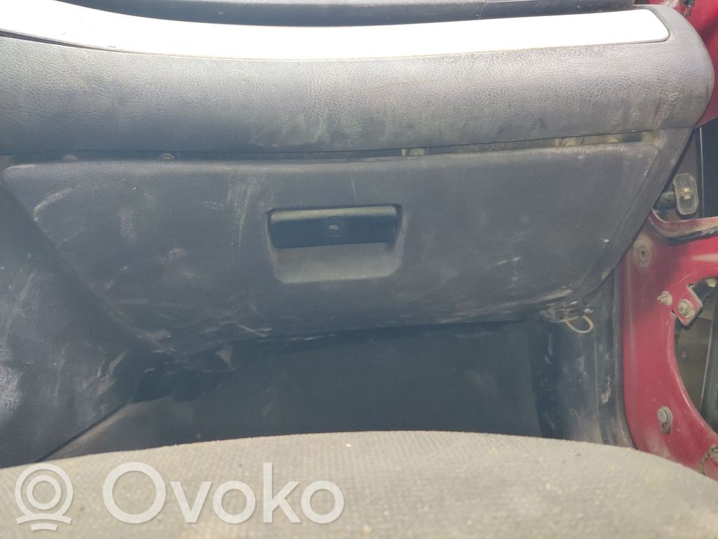 Glove box   51168196111