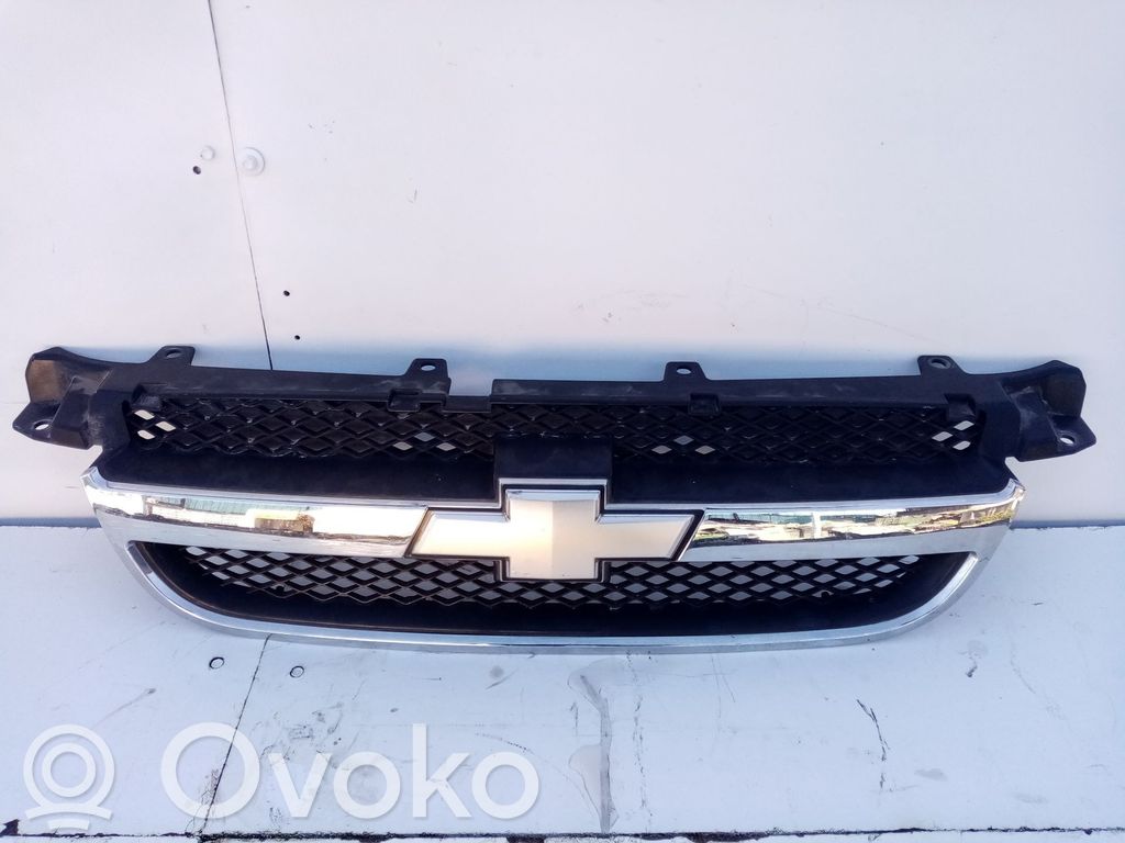 Chevrolet Aveo Grilă față 