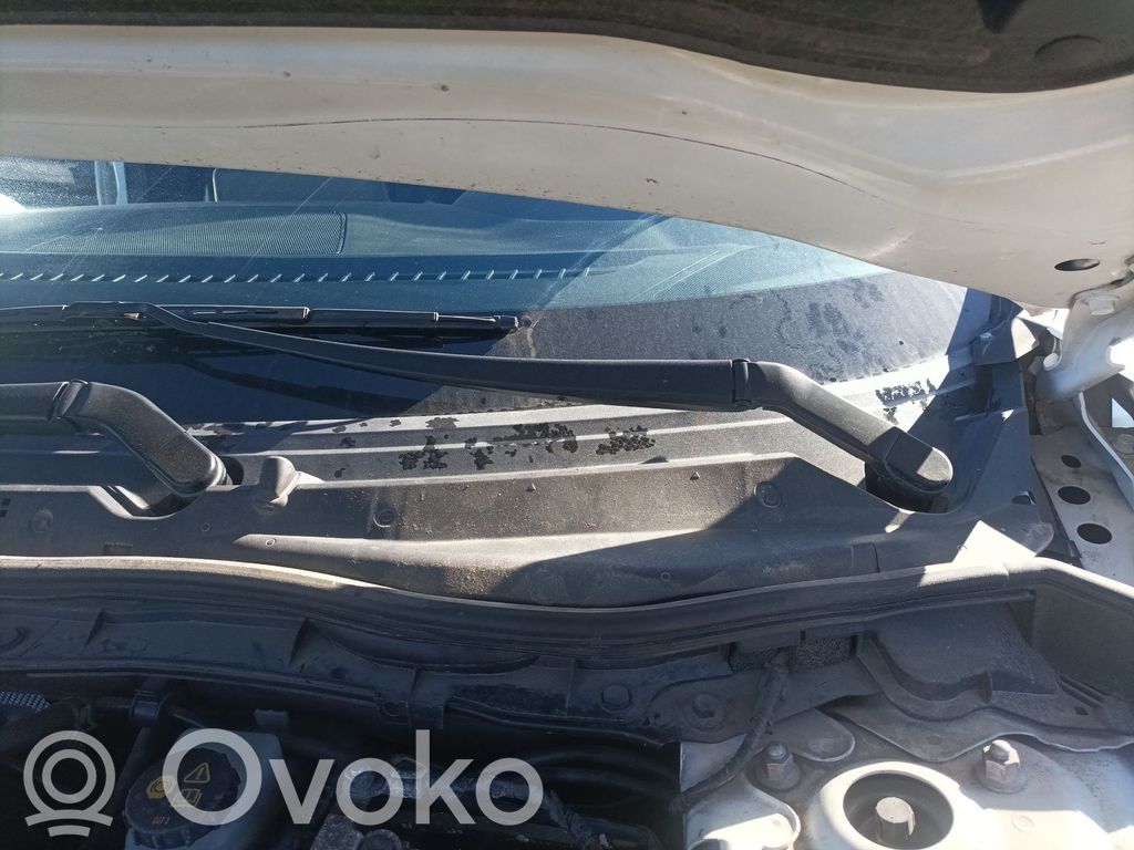 Mazda 6 Brazo del limpiaparabrisas delantero 