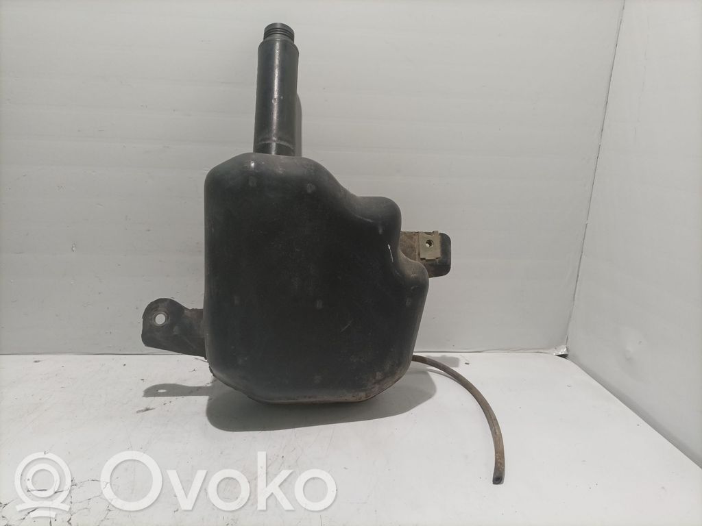 Logu šķidruma tvertne   1461945080