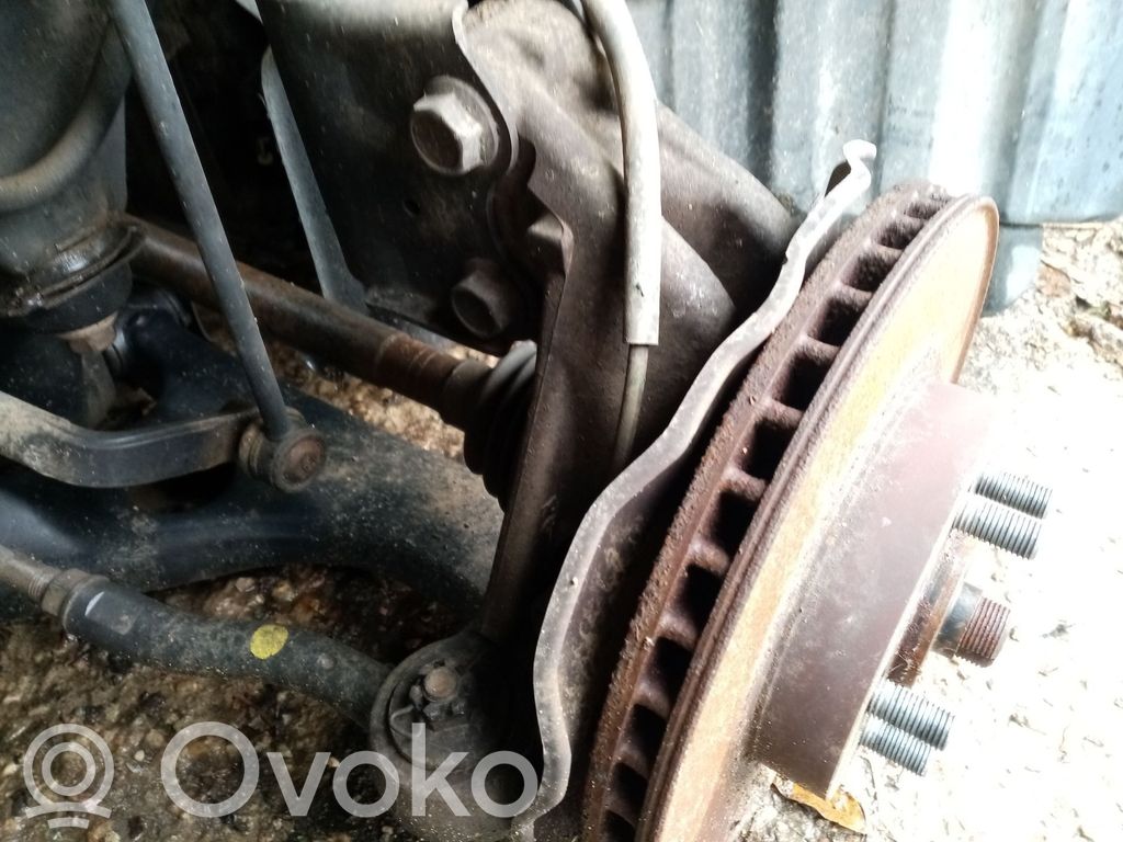 Toyota Prius (XW20) Fuso a snodo con mozzo ruota anteriore 