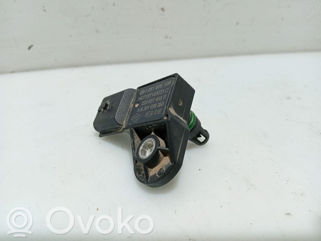 Sensor   223657458R,8201038353,0281006108