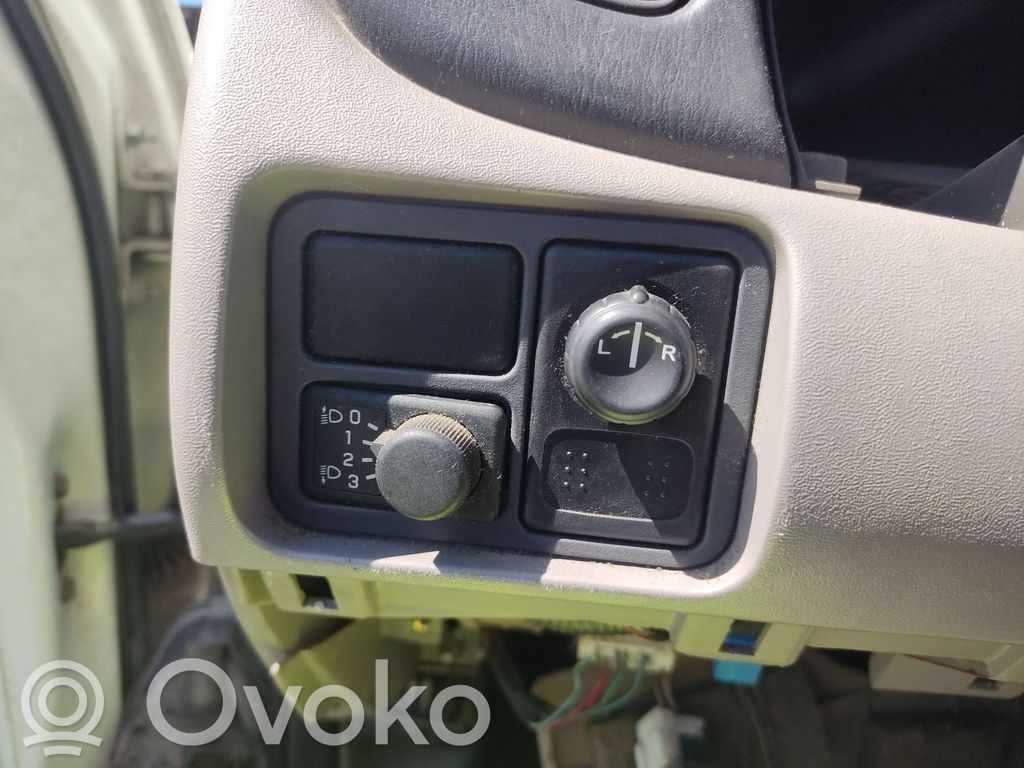 Nissan Almera N16 Comutator oglinzi laterale 