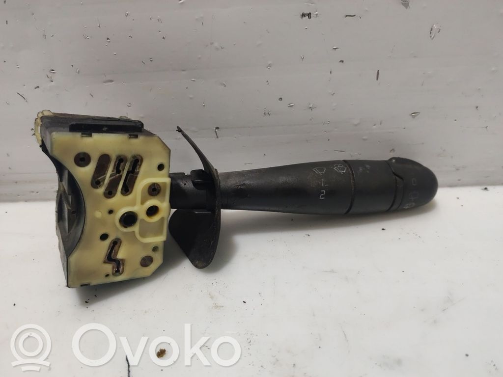 Renault Clio I Wiper control stalk 
