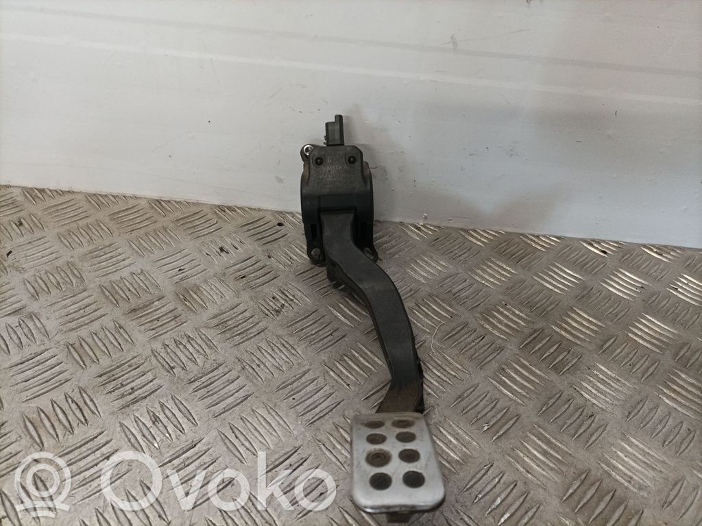 Peugeot 206+ Senzor accelerație 