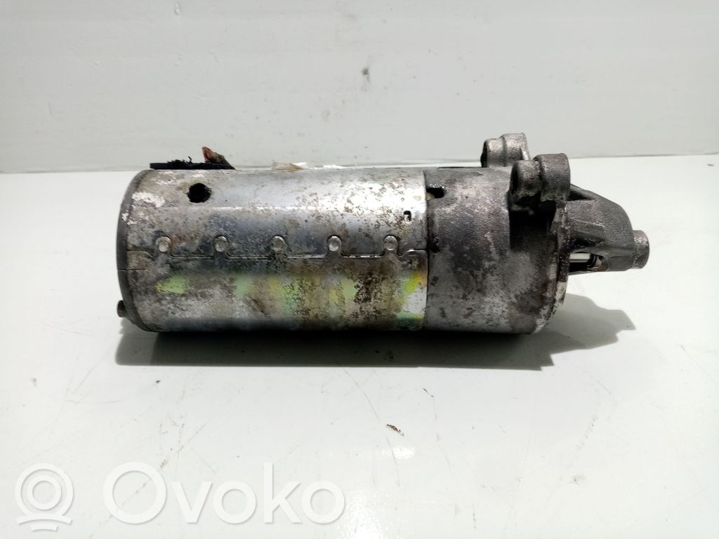 Ford Focus Soporte de montaje del parachoques trasero 