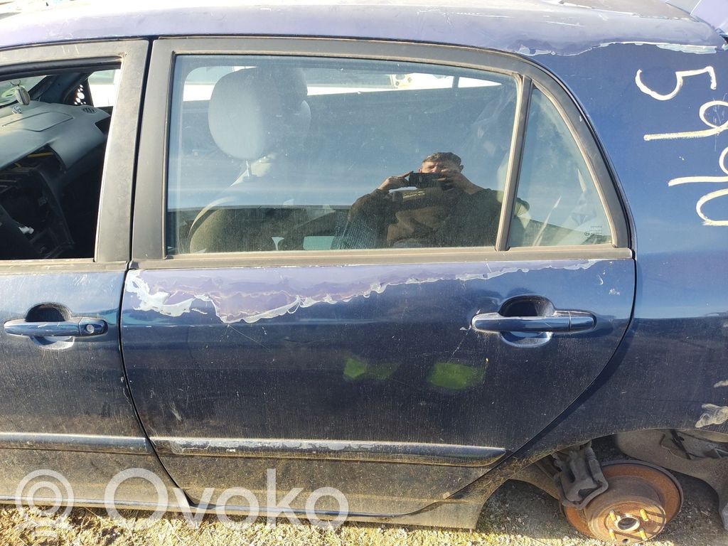 Toyota Corolla Verso E121 Galinės durys 