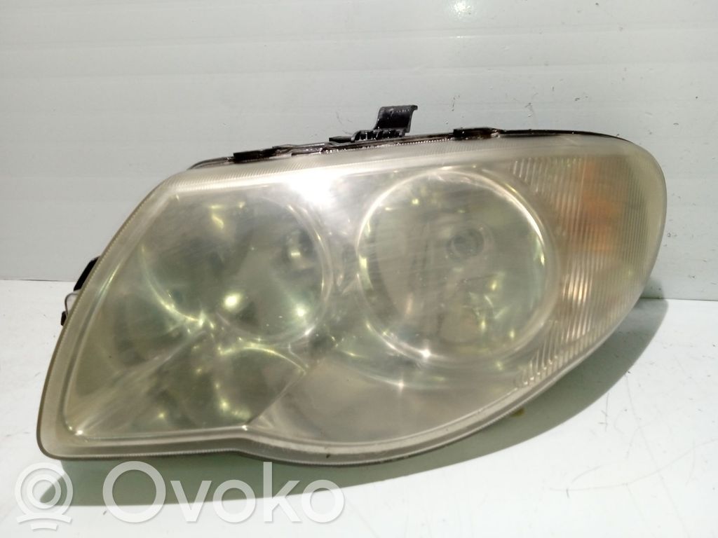 Chrysler Voyager Phare frontale 