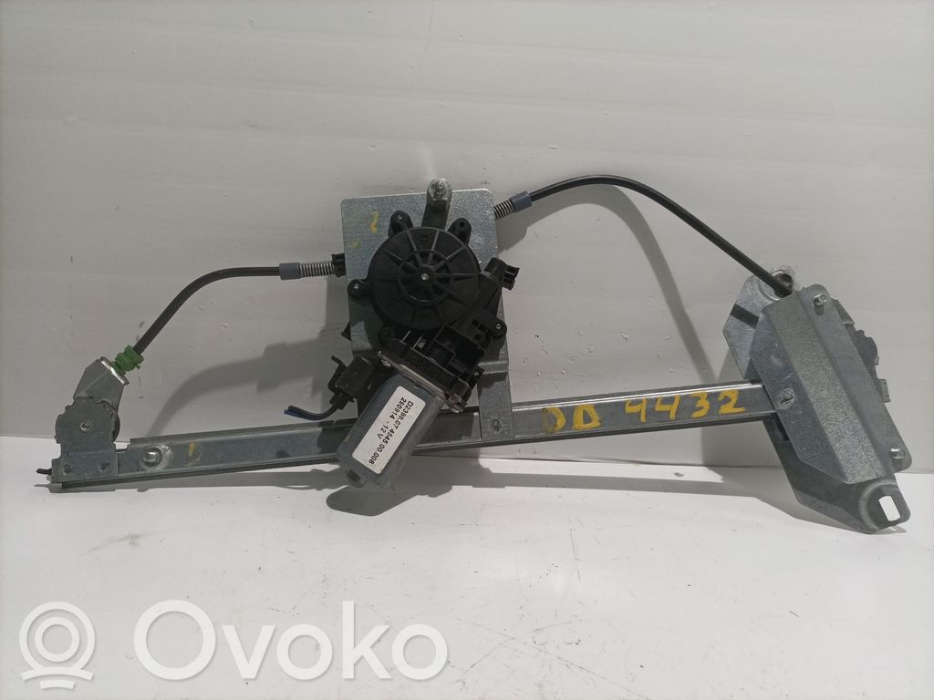 Toyota Avensis T220 Front door electric window regulator 