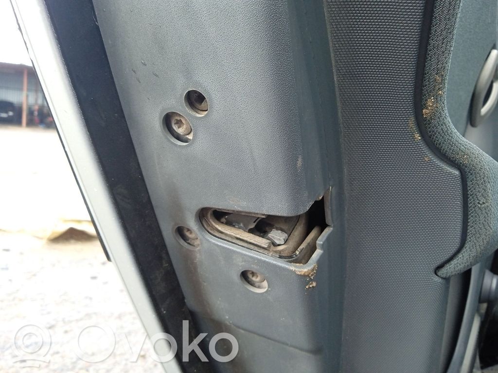 Smart ForFour I Takaoven lukko