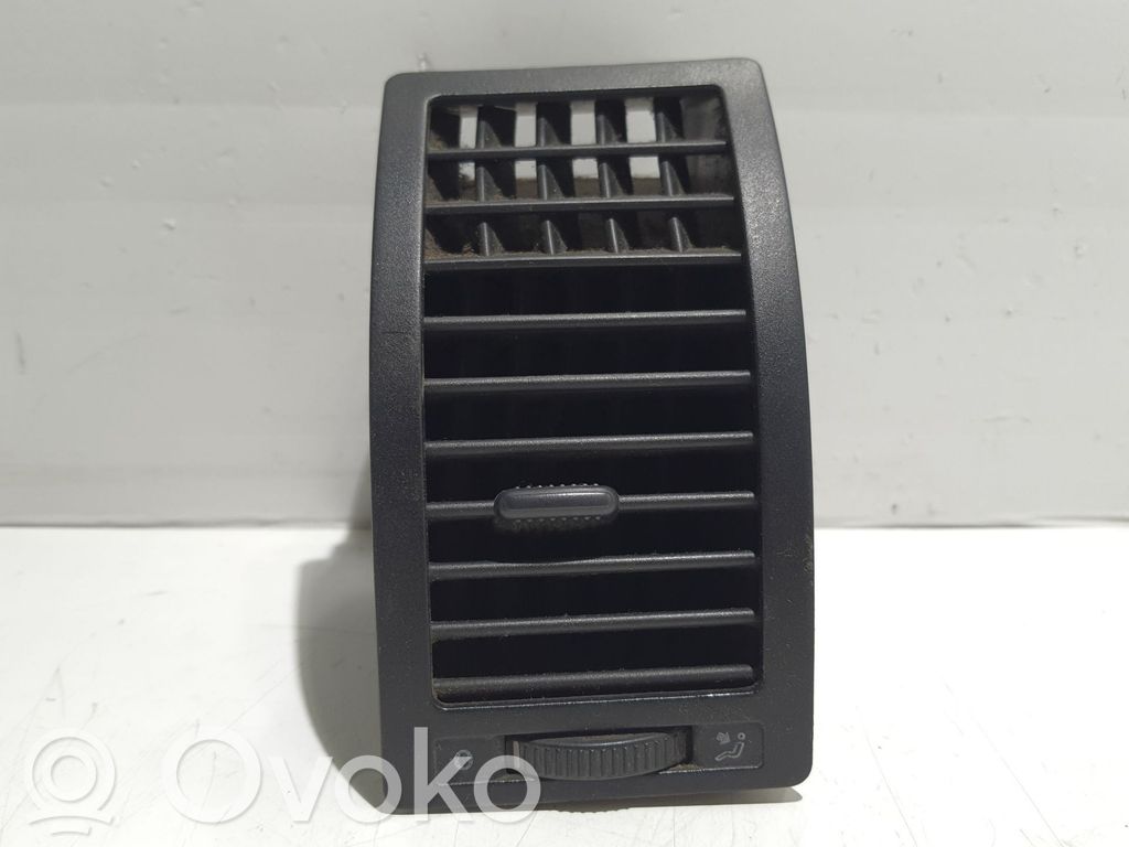 Volkswagen Polo Grilă ventilație centrală 