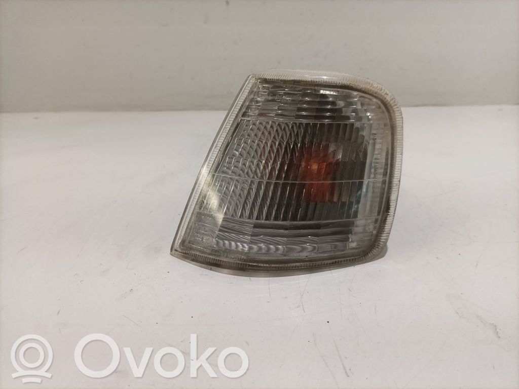 Peugeot 405 Front indicator light 