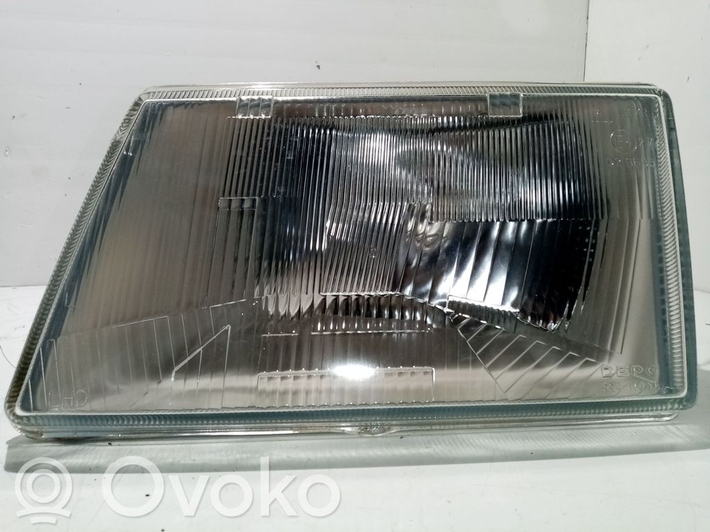 Peugeot 309 Headlight/headlamp 