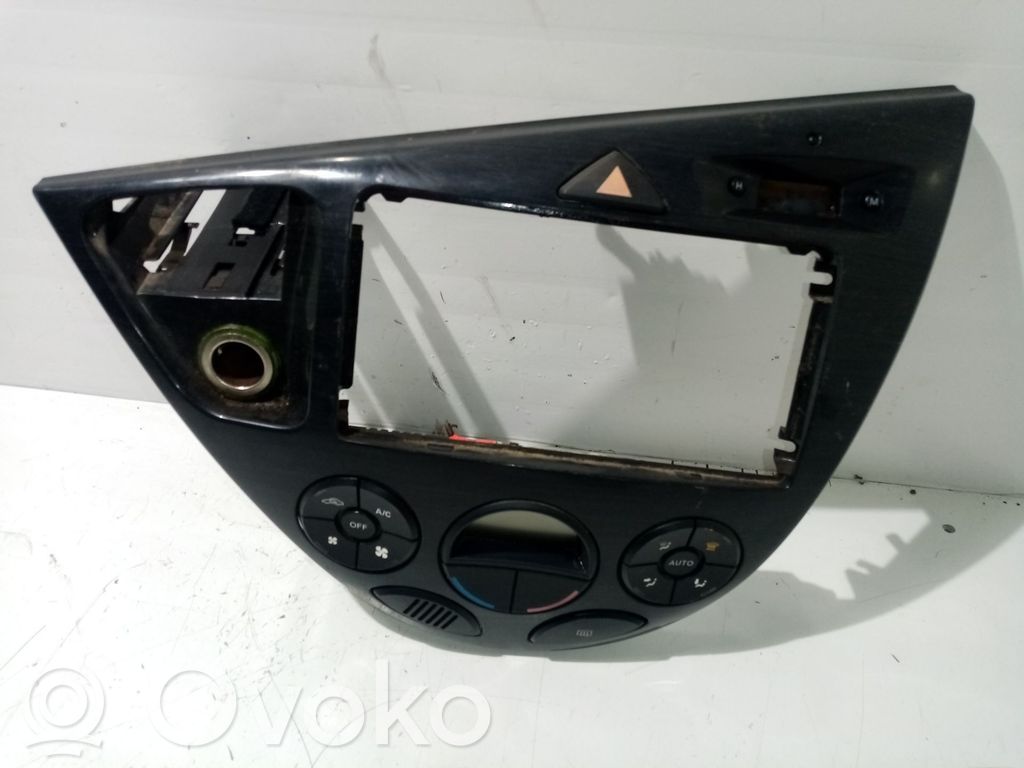 Ford Focus Climate control unit 