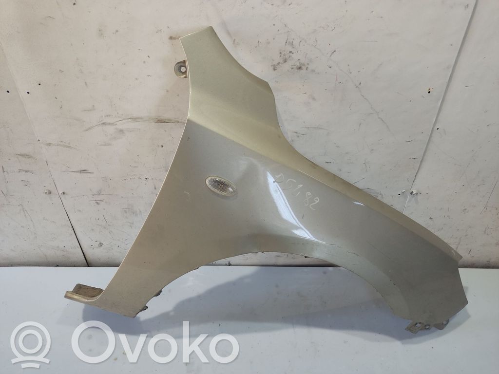 Mazda 3 Sparnas 