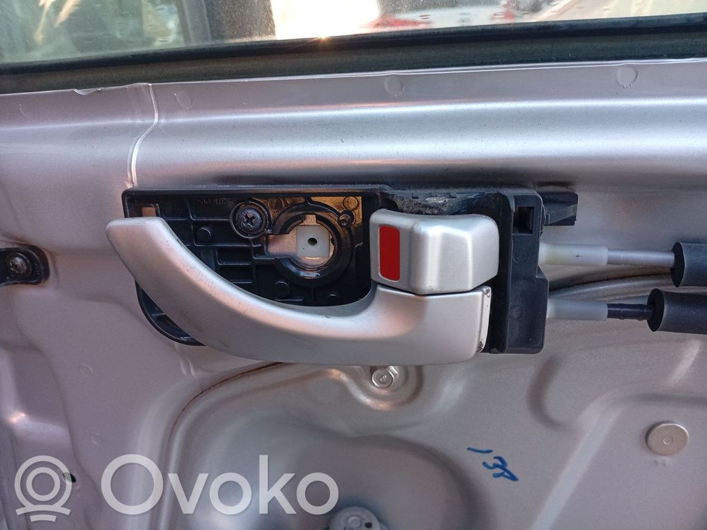 Hyundai Sonata Manecilla interna puerta trasera 