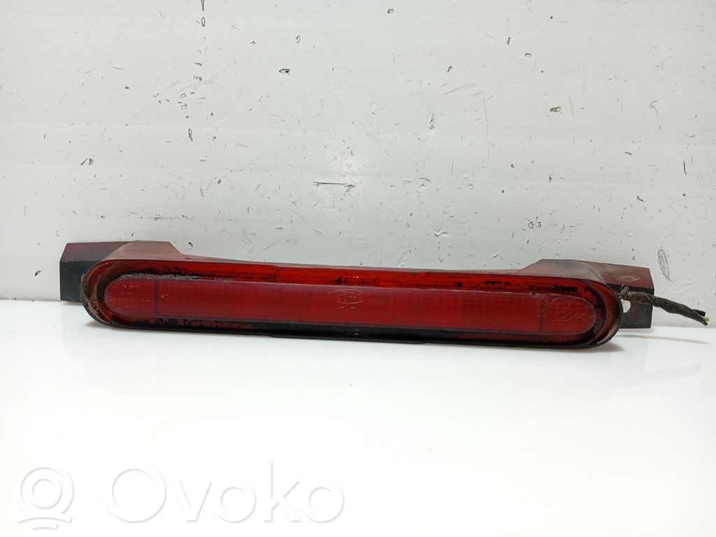 Ford Focus Third/center stoplight 
