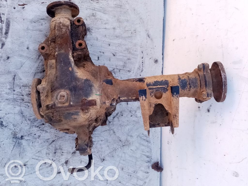 Nissan Terrano Etutasauspyörästö 