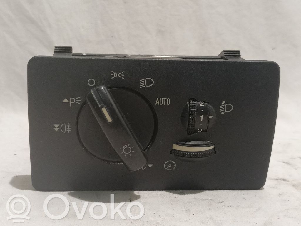 Ford Mondeo Mk III Panel lighting control switch 