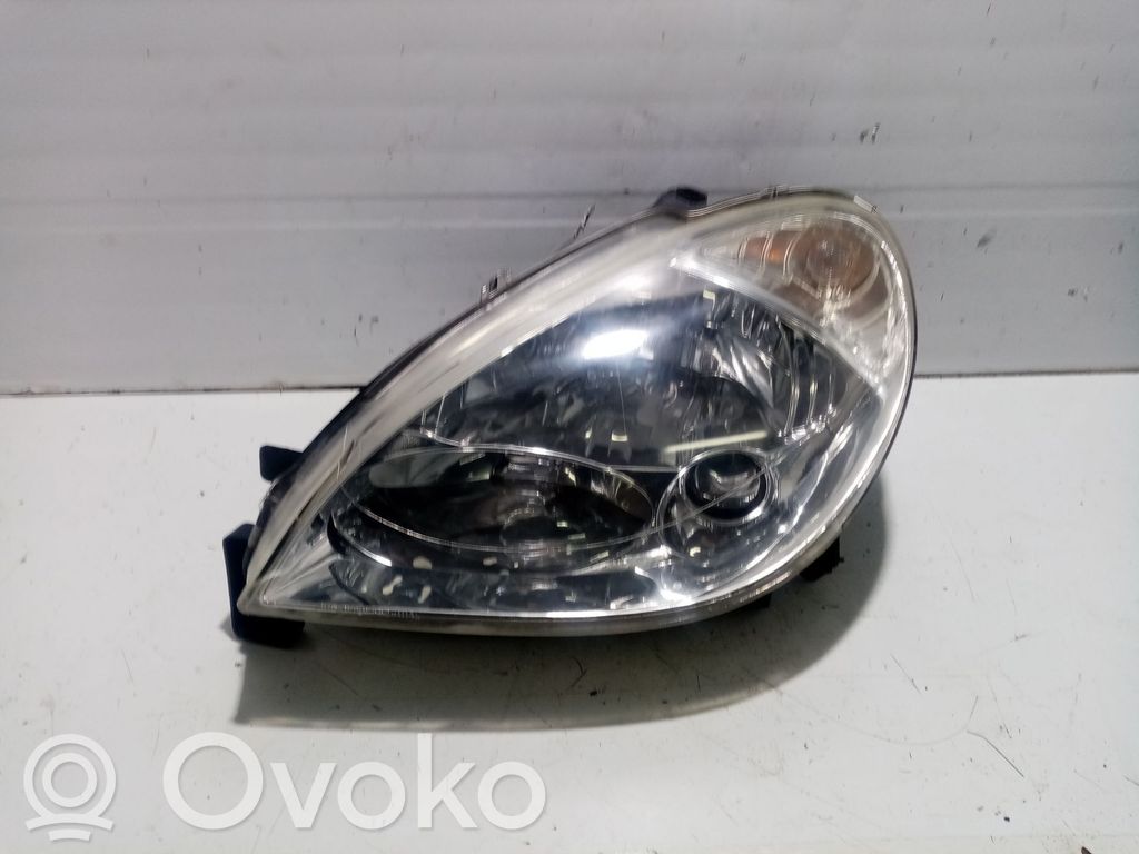 Citroen Xsara Lampa przednia 