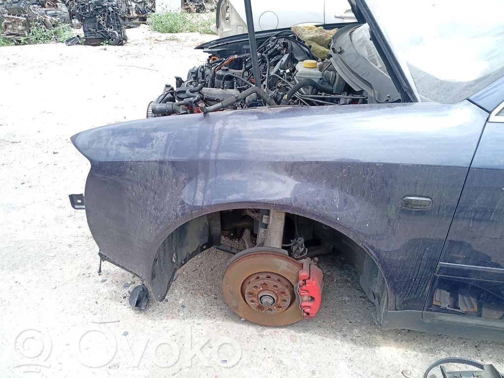 Audi A6 Allroad C5 Sparnas 