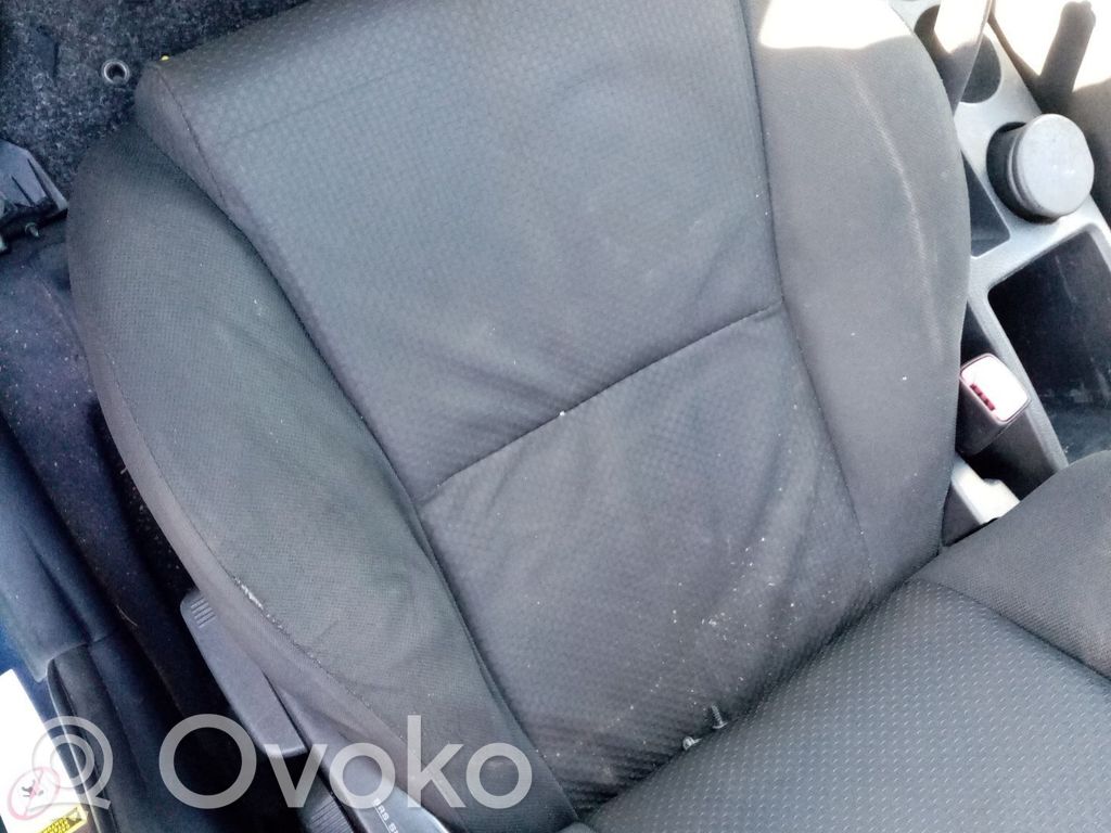 Toyota Corolla E140 E150 Kuljettajan istuin 