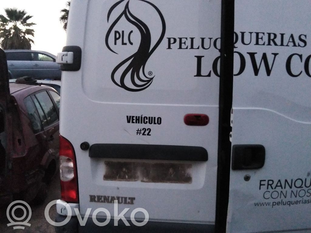 Renault Master I Puerta de carga trasera/atrás 