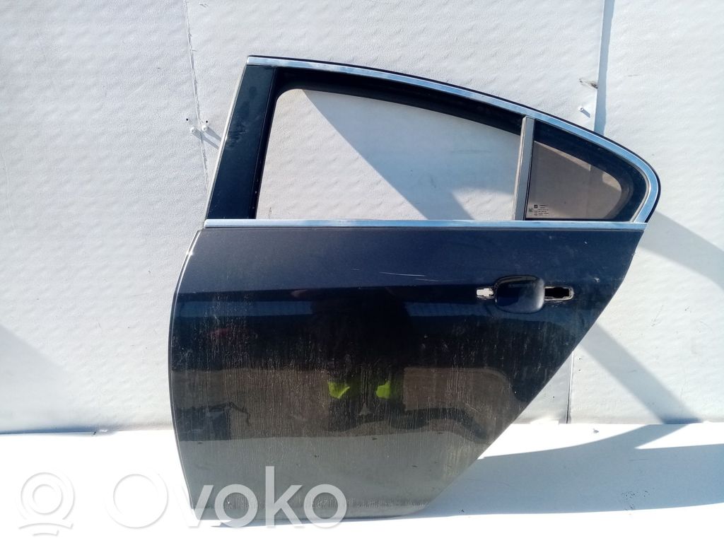 Opel Insignia A Puerta trasera 