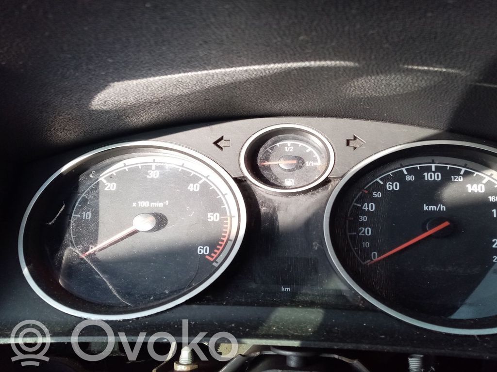Opel Zafira B Tachimetro (quadro strumenti)