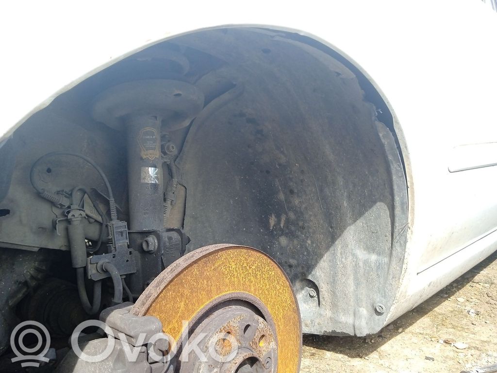 Opel Zafira B Revestimientos de la aleta antisalpicaduras delanteros 
