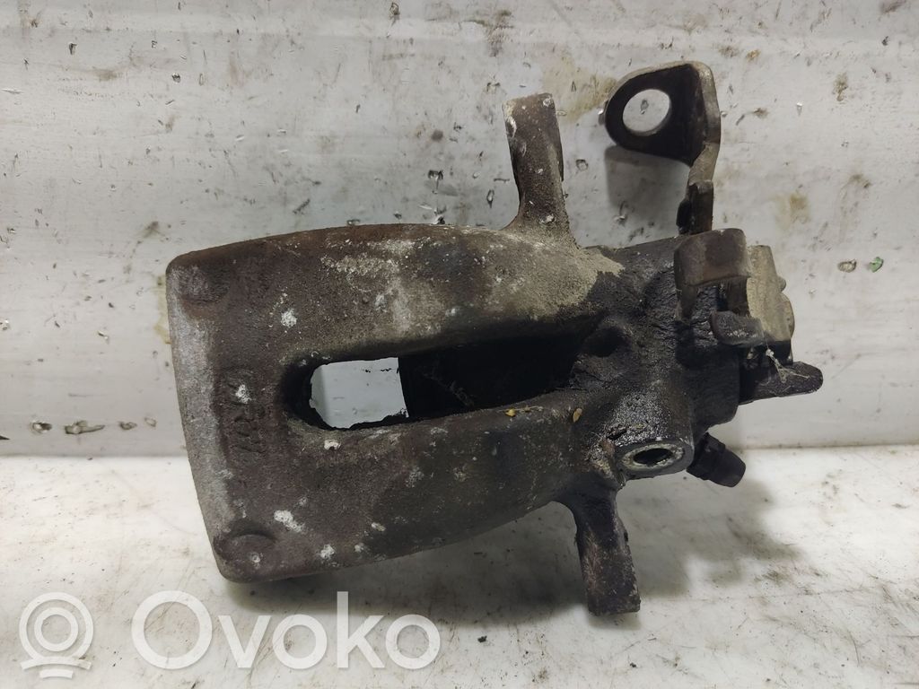 Opel Zafira B Tylny zacisk hamulcowy 
