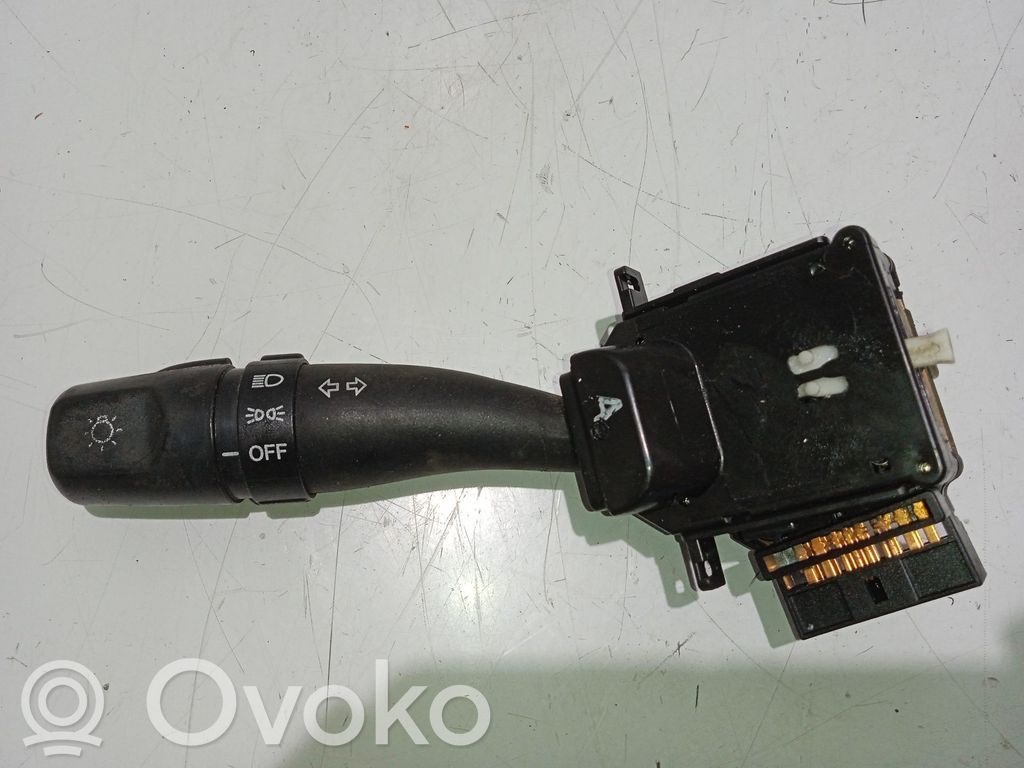 Hyundai Accent Palanca de intermitentes 