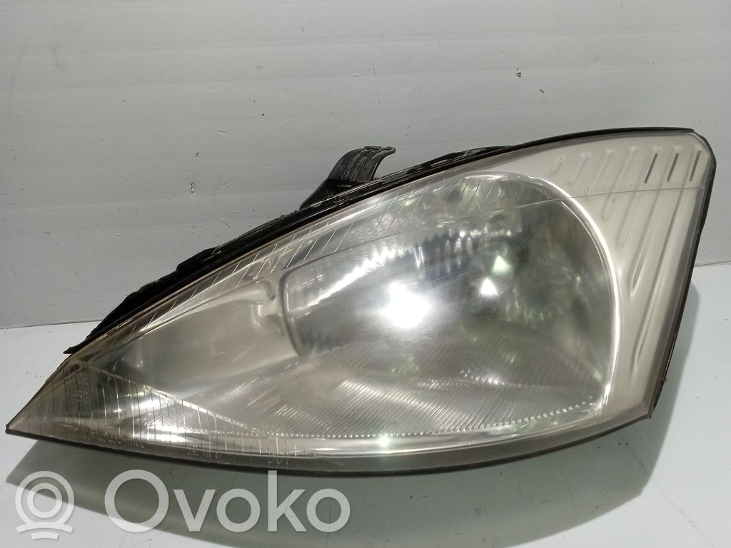 Ford Focus Headlight/headlamp 