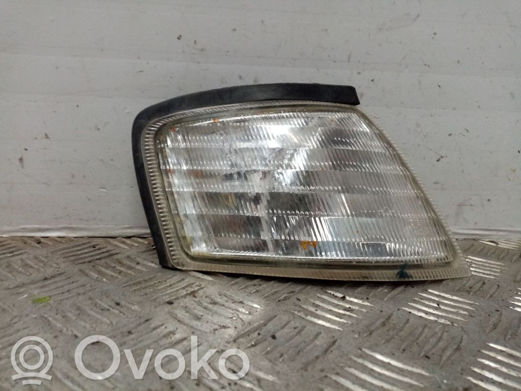 Nissan Primera Frontblinker 