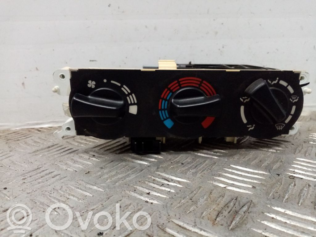 Nissan Primera Centralina/modulo climatizzatore