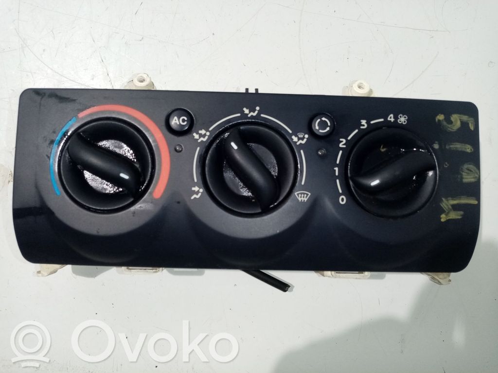 Renault Clio II Climate control unit 