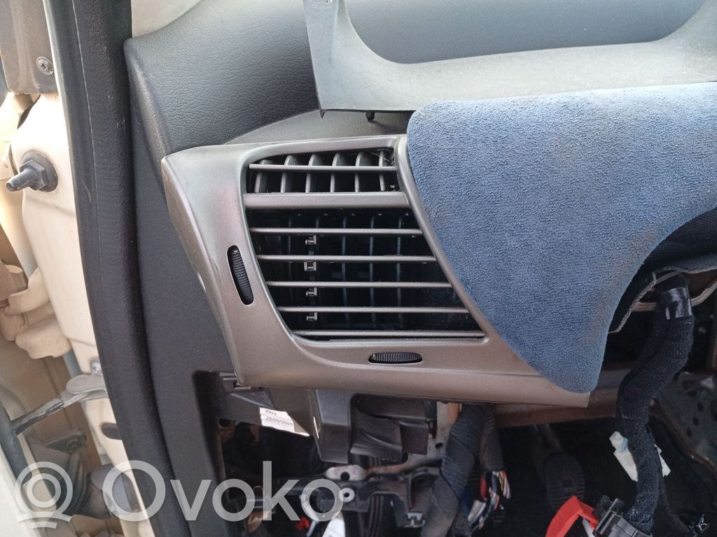Lancia Ypsilon Grille de calandre avant 