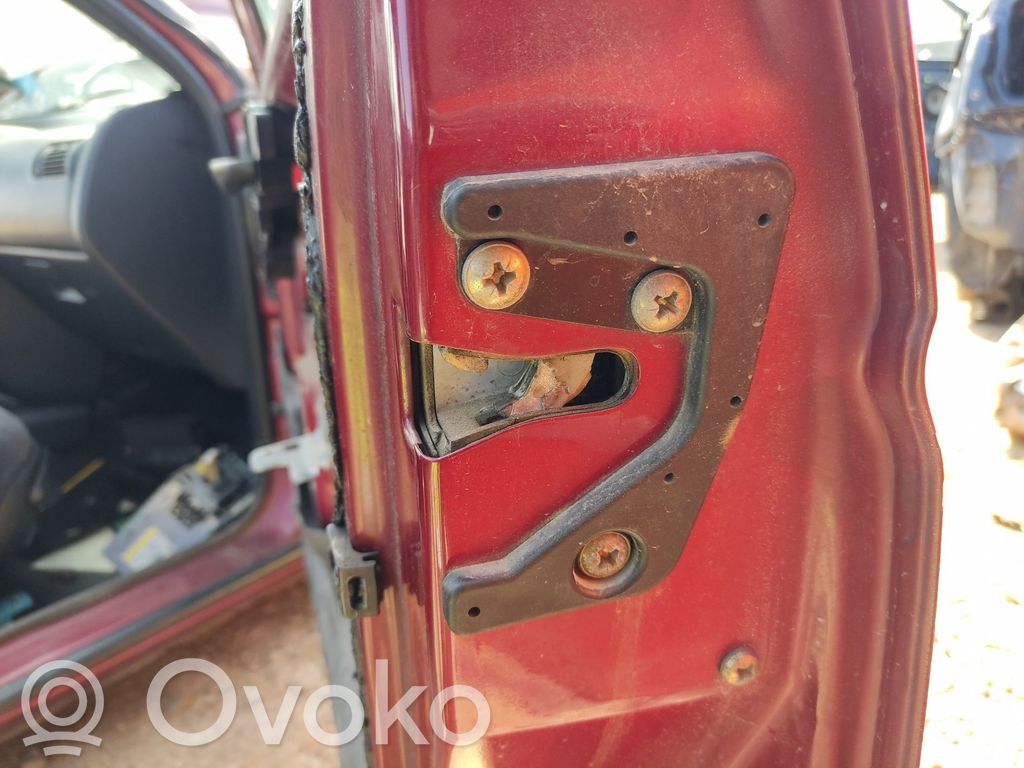 Ford Escort Priekšpusē slēdzene 