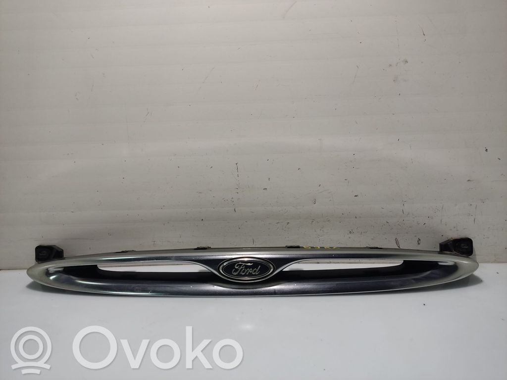 Ford Escort Front grill 