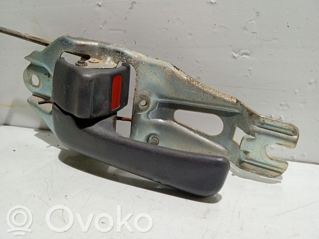 Toyota RAV 4 (XA10) Manecilla interna puerta trasera 