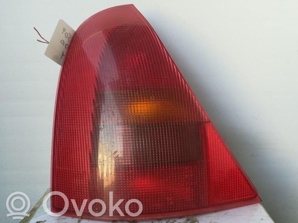 Renault Clio II Galinis žibintas kėbule 