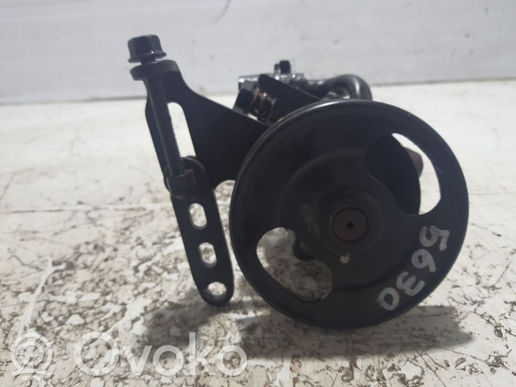 KIA Rio Ohjaustehostimen pumppu 