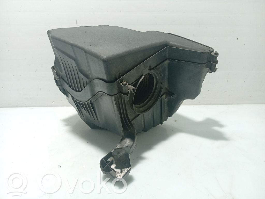 Ford Focus Air filter box 