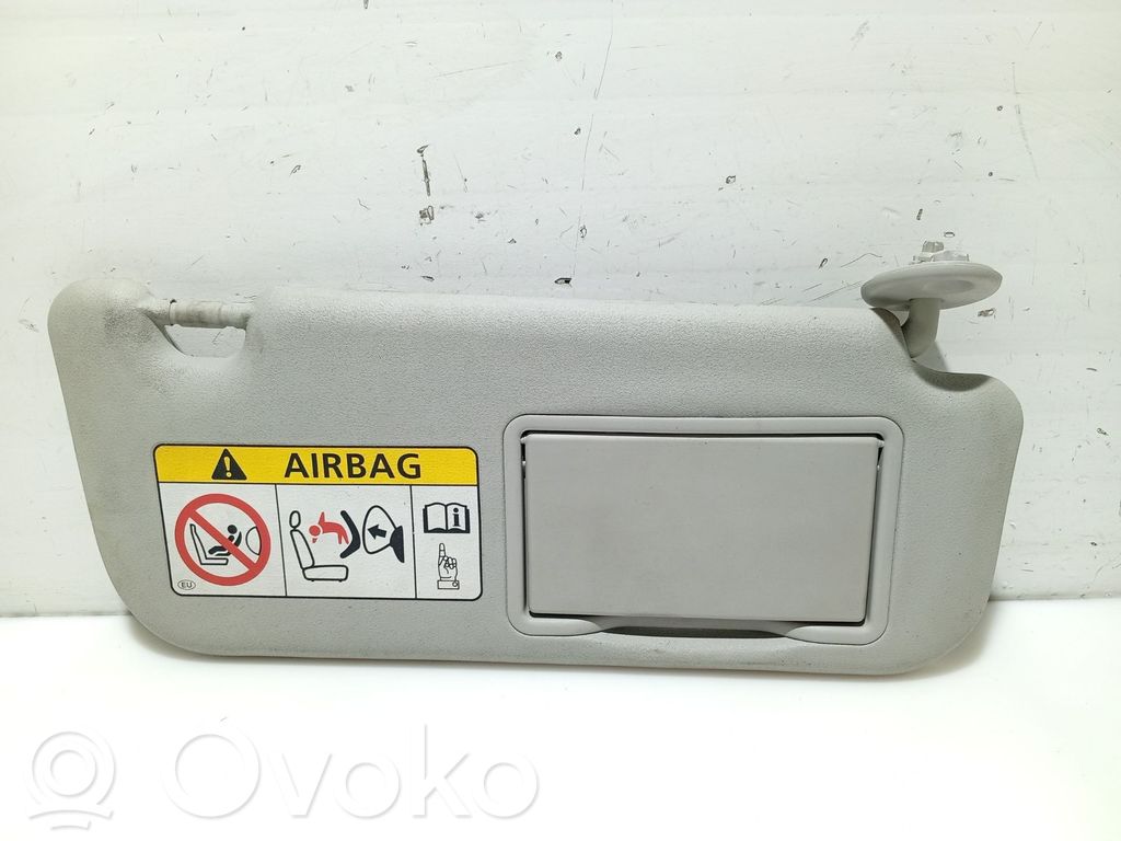 Toyota Auris E180 Häikäisysuoja 