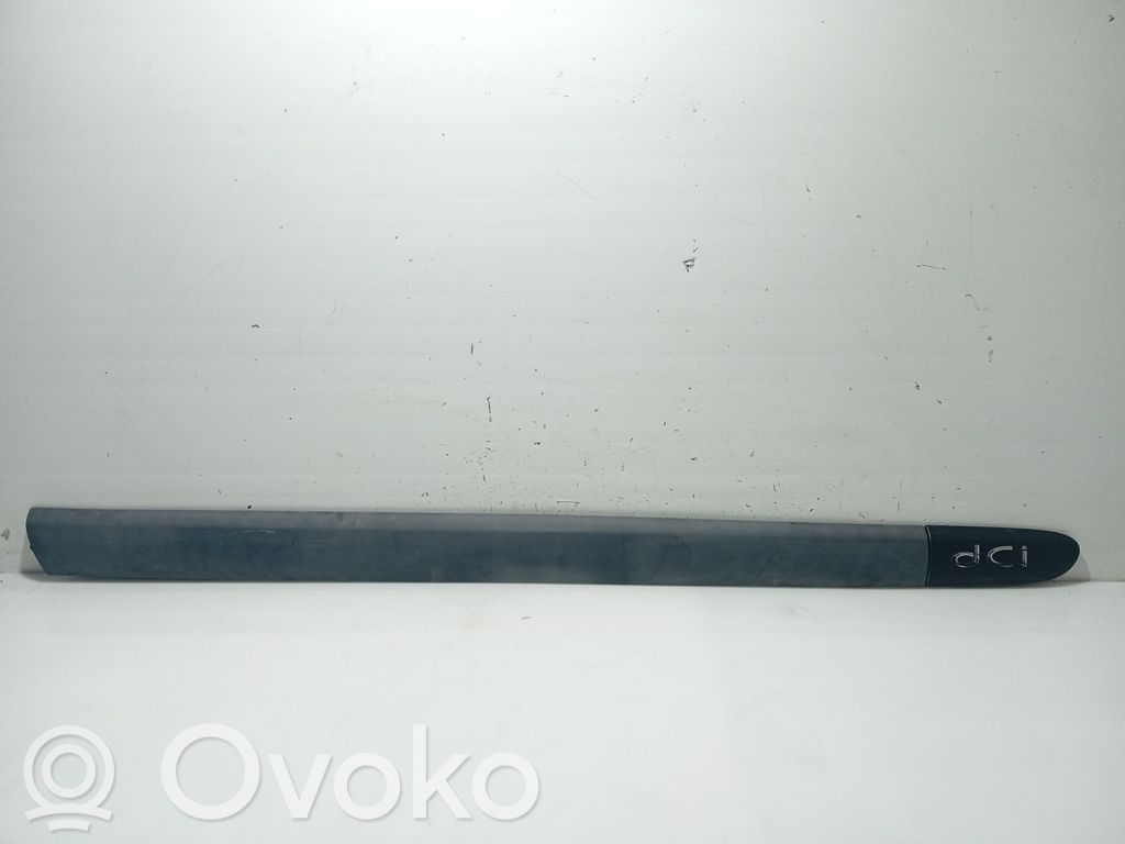 Renault Clio II Moldura inferior 