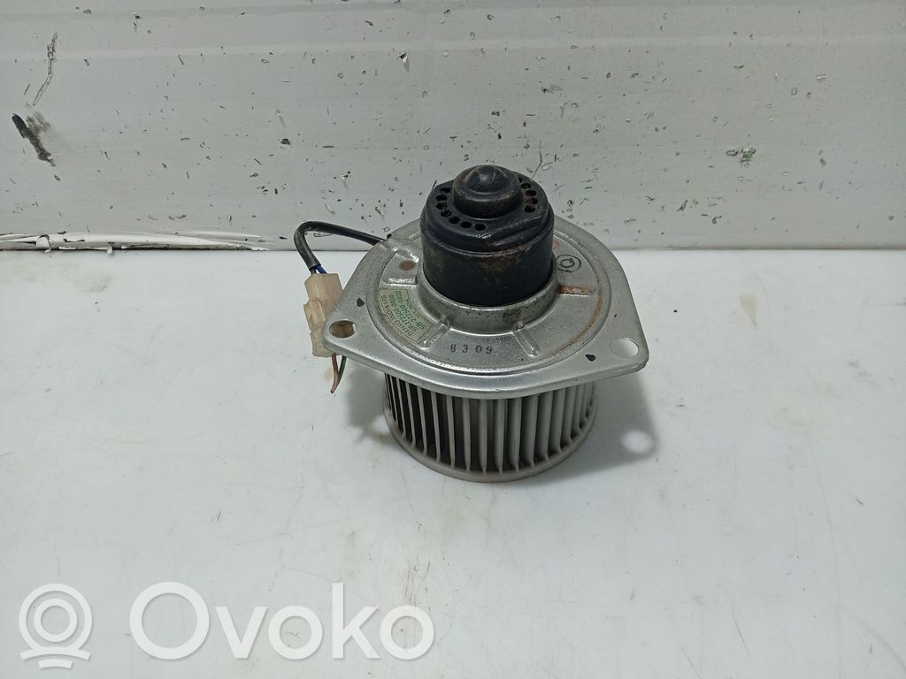 Suzuki Alto Lämmittimen puhallin 