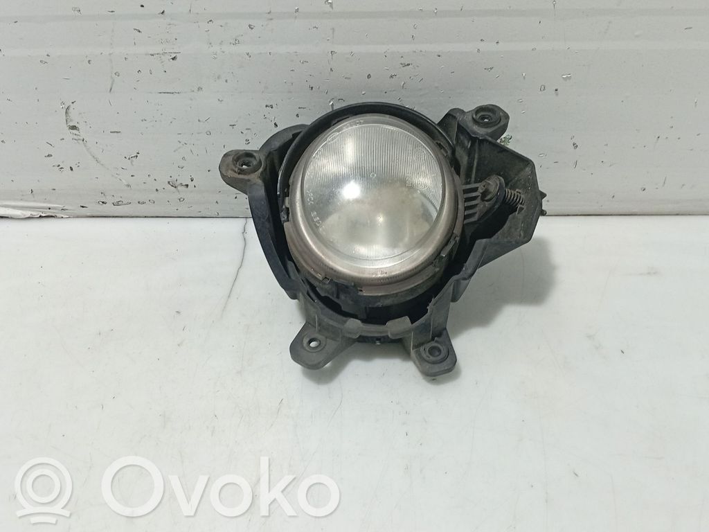 KIA Carens III Luz de niebla delantera