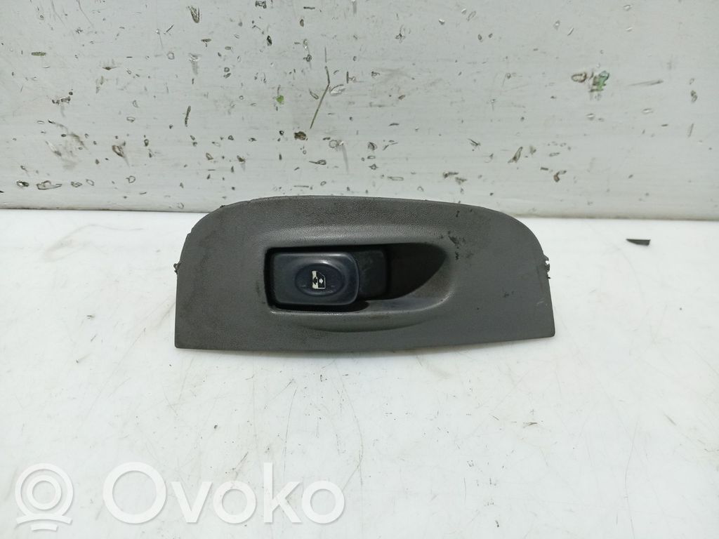 Renault Megane I Przyciski szyb 